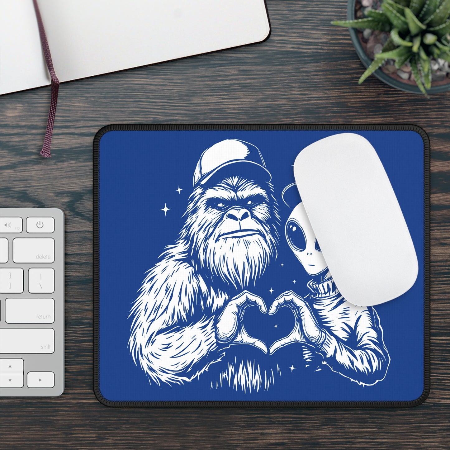 Alien & Bigfoot Unity 9x7 Neoprene Desk Mat – Cryptid Love Mouse Pad
